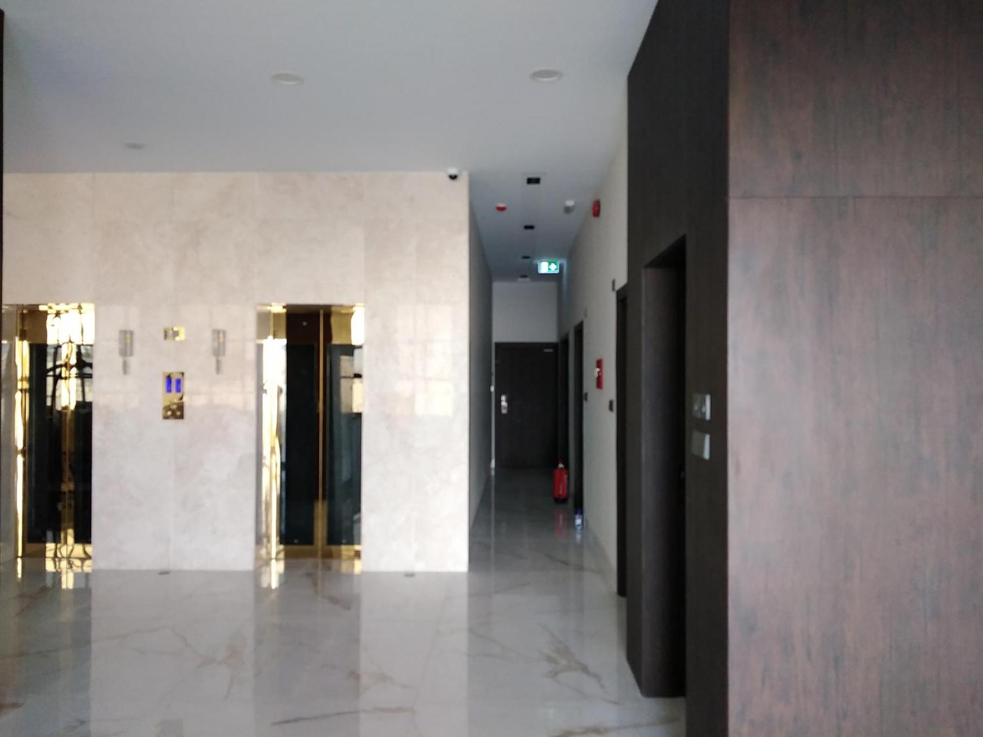 Nebula Hotel Дукм Екстериор снимка